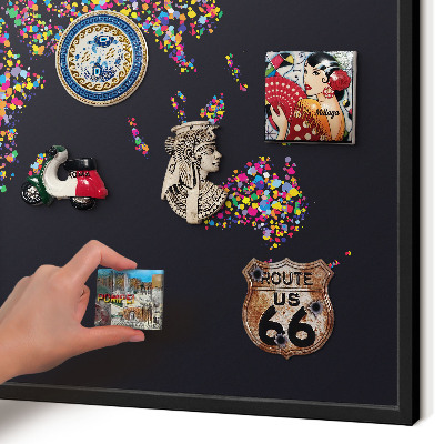 Pizarra magnética para colección de imanes con marco negro Mapa de colores