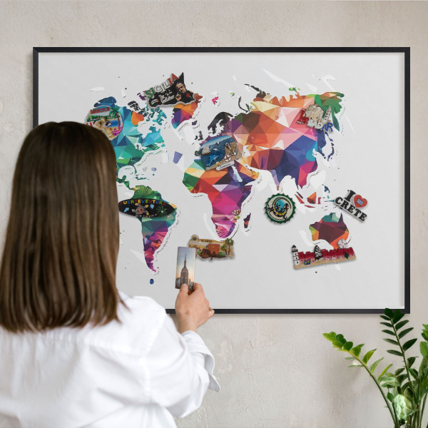 Pizarra magnética para colección de imanes con marco negro Mapa del mundo