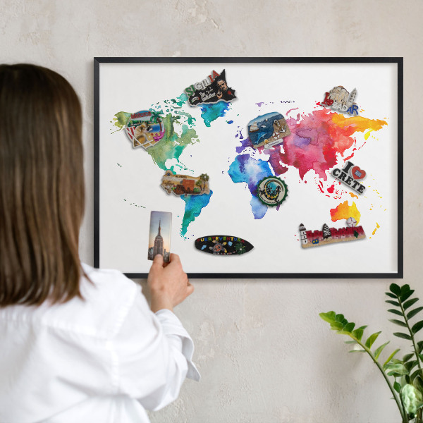 Pizarra magnética para colección de imanes con marco negro Mapa de colores