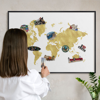 Pizarra magnética para colección de imanes con marco negro Mapa del mundo