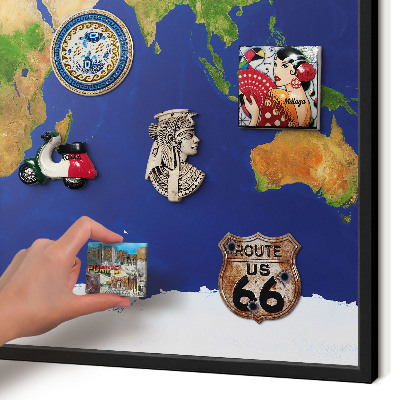 Pizarra magnética para colección de imanes con marco negro Cartografiando el mundo