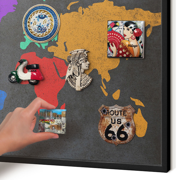 Pizarra magnética para colección de imanes con marco negro Mapa de colores