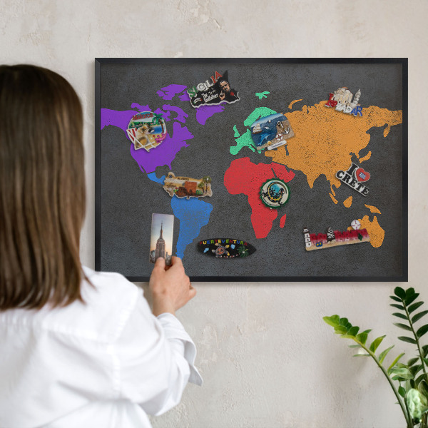Pizarra magnética para colección de imanes con marco negro Mapa de colores