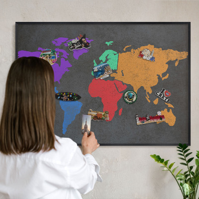 Pizarra magnética para colección de imanes con marco negro Mapa de colores
