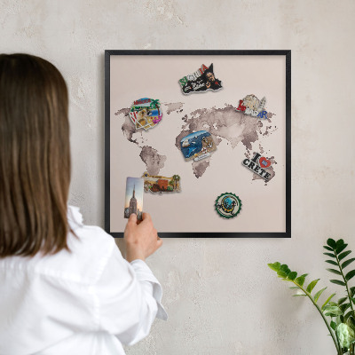 Pizarra magnética para colección de imanes con marco negro Mapa del mundo