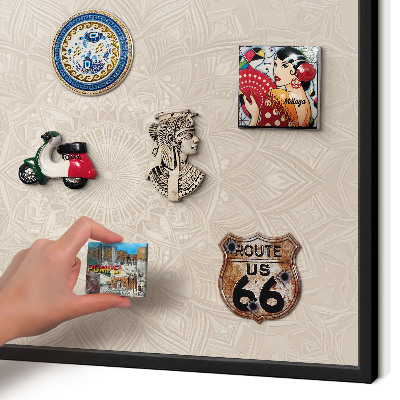 Pizarra magnética para colección de imanes con marco negro Mandala decorativo