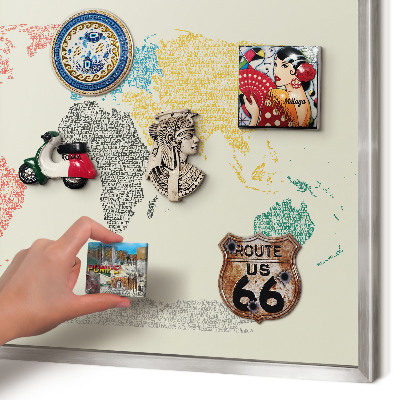 Pizarra magnética para souvenirs de viajes con marco plateado Mapa del mundo