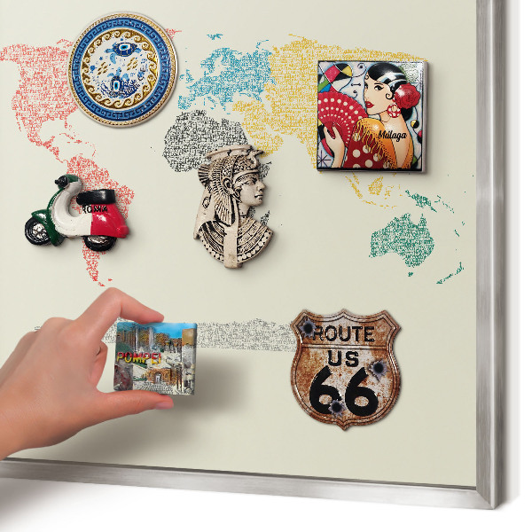 Pizarra magnética para souvenirs de viajes con marco plateado Mapa del mundo
