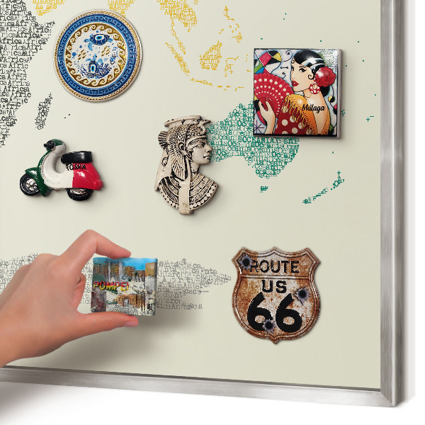 Pizarra magnética para souvenirs de viajes con marco plateado Mapa del mundo