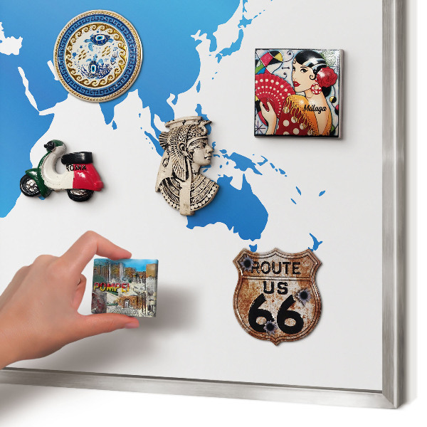 Pizarra magnética para souvenirs de viajes con marco plateado Mapa del mundo