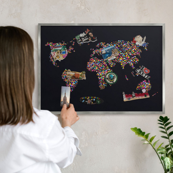 Pizarra magnética para souvenirs de viajes con marco plateado Mapa de colores