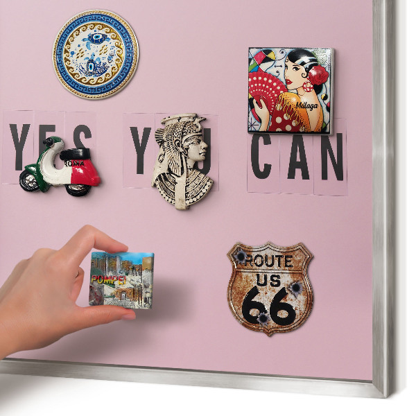 Pizarra para imanes de viajes en color plata Motivación cada día