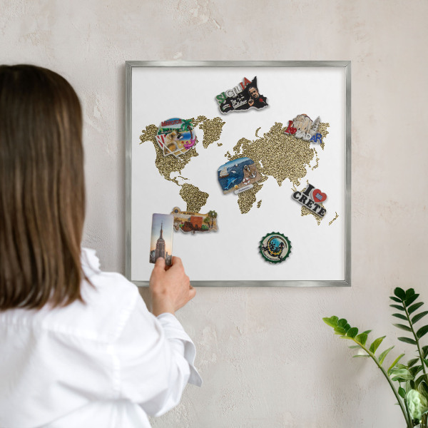 Pizarra magnética para souvenirs de viajes con marco plateado Mapa del mundo