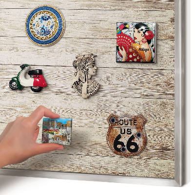 Pizarra para imanes de viajes en color plata Textura de madera