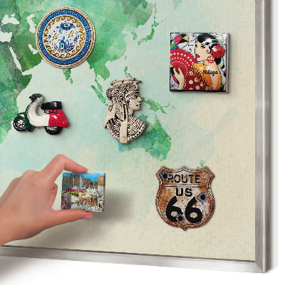 Pizarra magnética para souvenirs de viajes con marco plateado Mapa del mundo