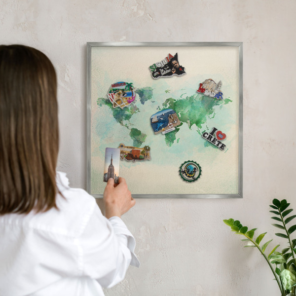 Pizarra magnética para souvenirs de viajes con marco plateado Mapa del mundo