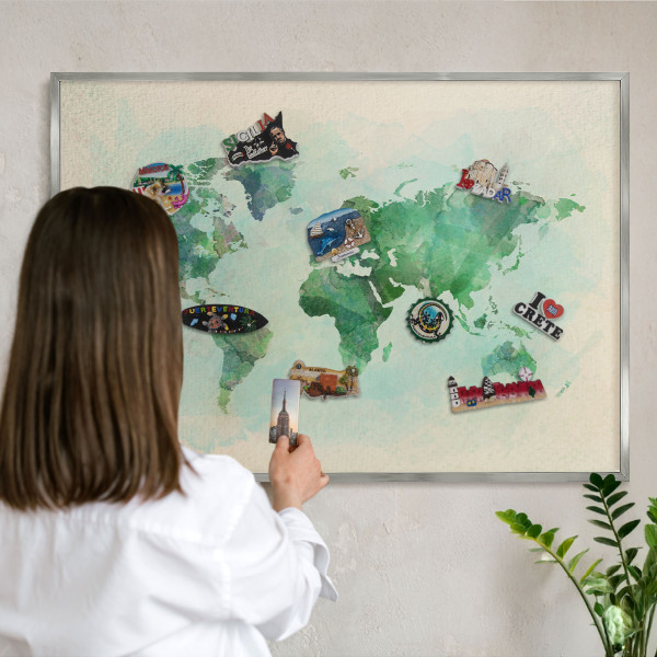 Pizarra magnética para souvenirs de viajes con marco plateado Mapa del mundo
