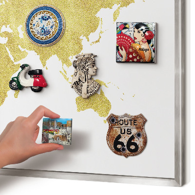 Pizarra magnética para souvenirs de viajes con marco plateado Mapa del mundo