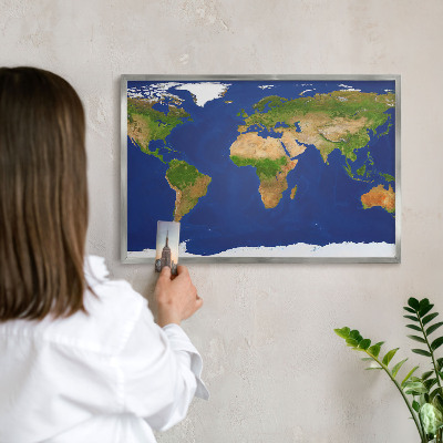 Pizarra magnética para souvenirs de viajes con marco plateado Cartografiando el mundo