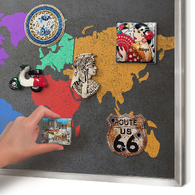 Pizarra magnética para souvenirs de viajes con marco plateado Mapa de colores