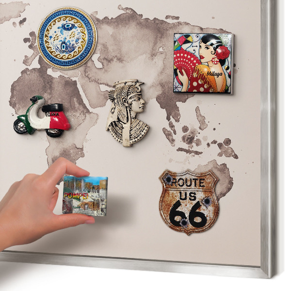 Pizarra magnética para souvenirs de viajes con marco plateado Mapa del mundo