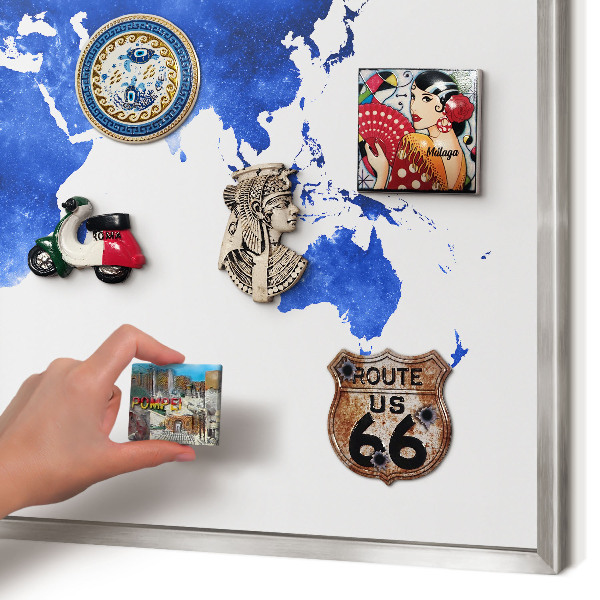 Pizarra magnética para souvenirs de viajes con marco plateado Mapa del mundo
