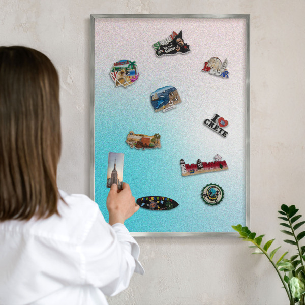 Pizarra magnética para souvenirs de viajes con marco plateado Abstracción en tonos pastel