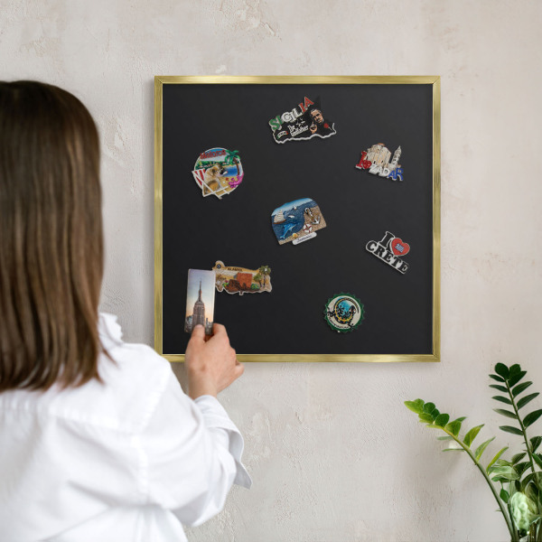 Tablero para imanes decorativo con marco dorado Negro