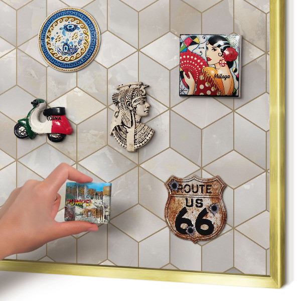 Pizarra magnética de pared en color oro Fondo cúbico