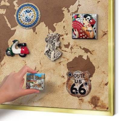 Pizarra magnética de pared en color oro Mapa del mundo