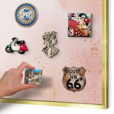 Pizarra magnética de pared en color oro Elegancia sutil