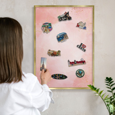 Pizarra magnética de pared en color oro Elegancia sutil