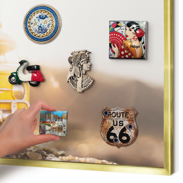 Pizarra magnética de pared en color oro Viajes retro