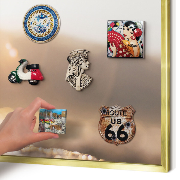 Pizarra magnética de pared en color oro Viajes retro