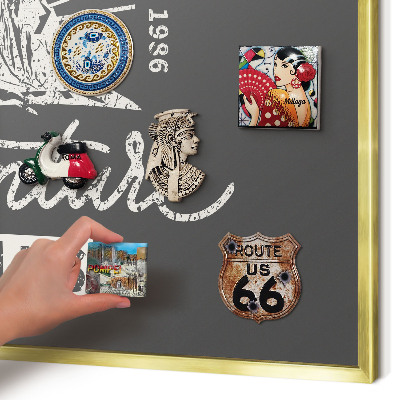 Tablero para imanes decorativo con marco dorado Inscripción en la montaña