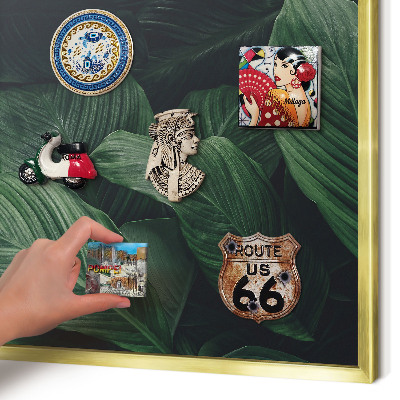 Tablero para imanes decorativo con marco dorado El verdor de la naturaleza