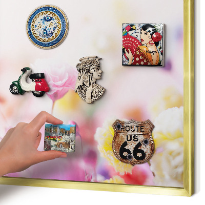 Tablero para imanes decorativo con marco dorado Flores en tonos pastel