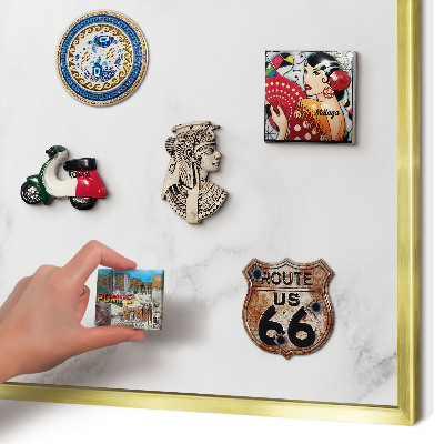 Tablero para imanes decorativo con marco dorado Mármol elegante