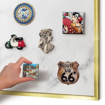 Tablero para imanes decorativo con marco dorado Mármol elegante