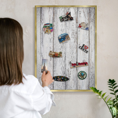 Pizarra magnética de pared en color oro Madera rústica