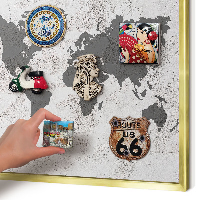 Pizarra magnética de pared en color oro Mapa del mundo