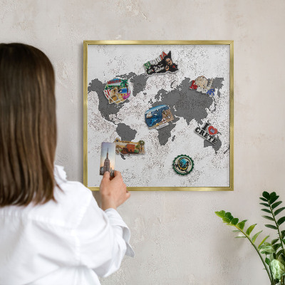 Pizarra magnética de pared en color oro Mapa del mundo