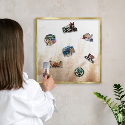 Tablero para imanes decorativo con marco dorado Hierbas esenciales