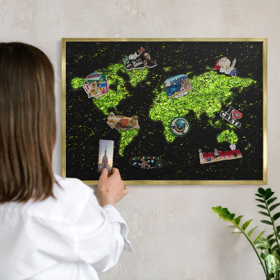 Pizarra magnética de pared en color oro Mapa verde