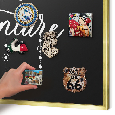 Tablero para imanes decorativo con marco dorado La aventura te espera
