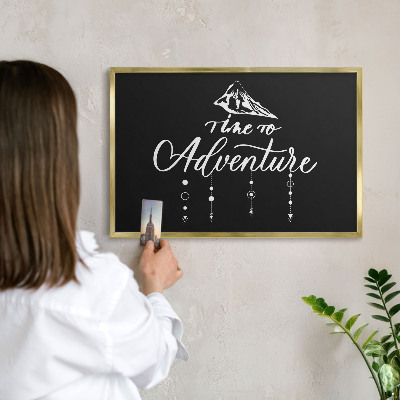 Tablero para imanes decorativo con marco dorado La aventura te espera