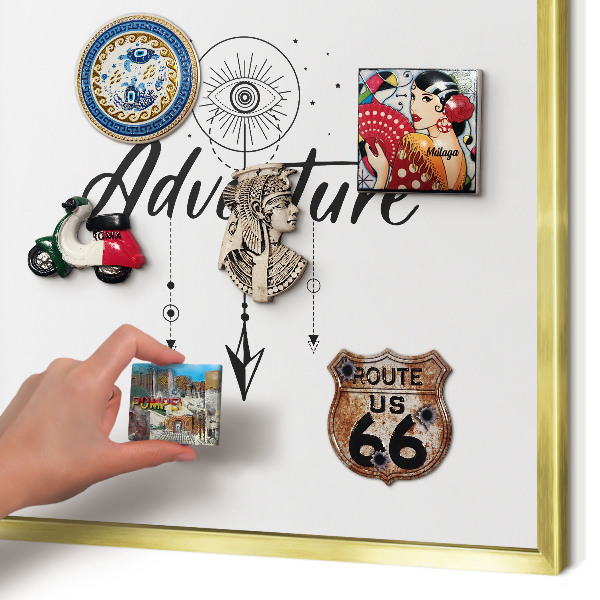 Pizarra magnética de pared en color oro Tema de aventuras
