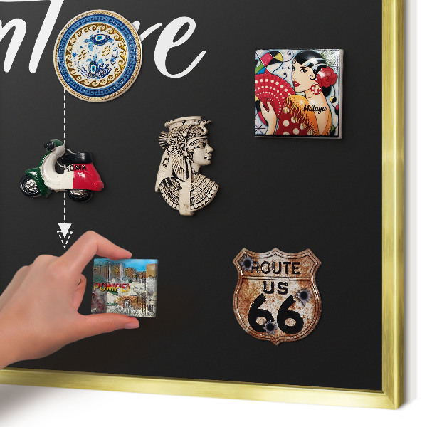 Tablero para imanes decorativo con marco dorado La aventura te espera