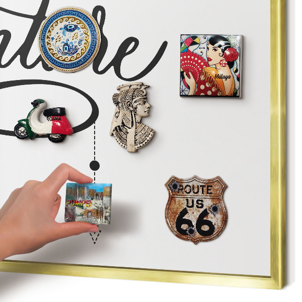 Pizarra magnética de pared en color oro Aventura tipográfica
