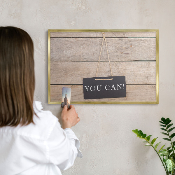 Pizarra magnética de pared en color oro Motivación cada día